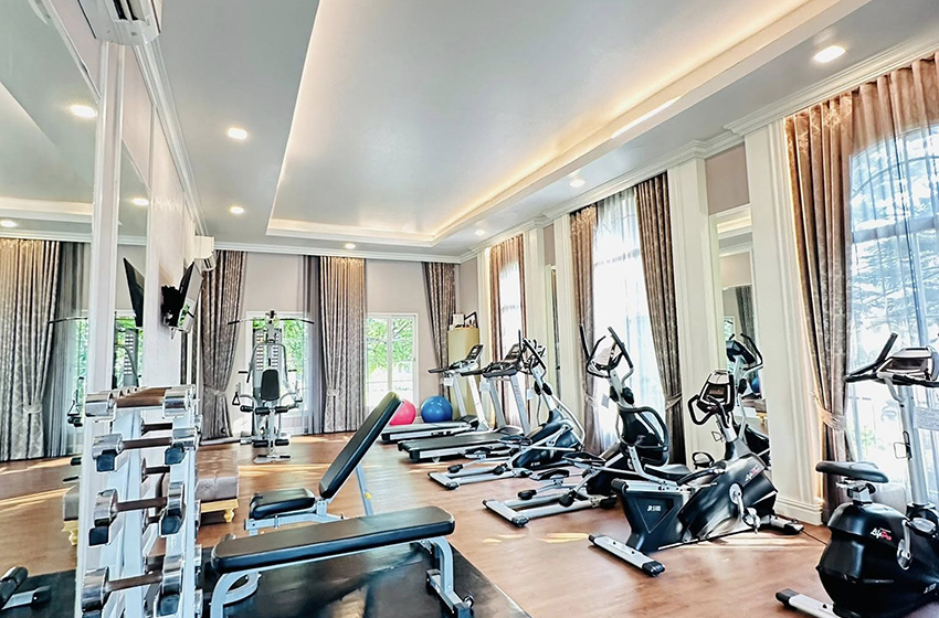 House with Shared Pool in Sukhumvit 